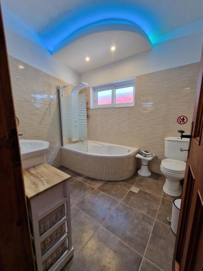 Crystal Villa Skopelos Town