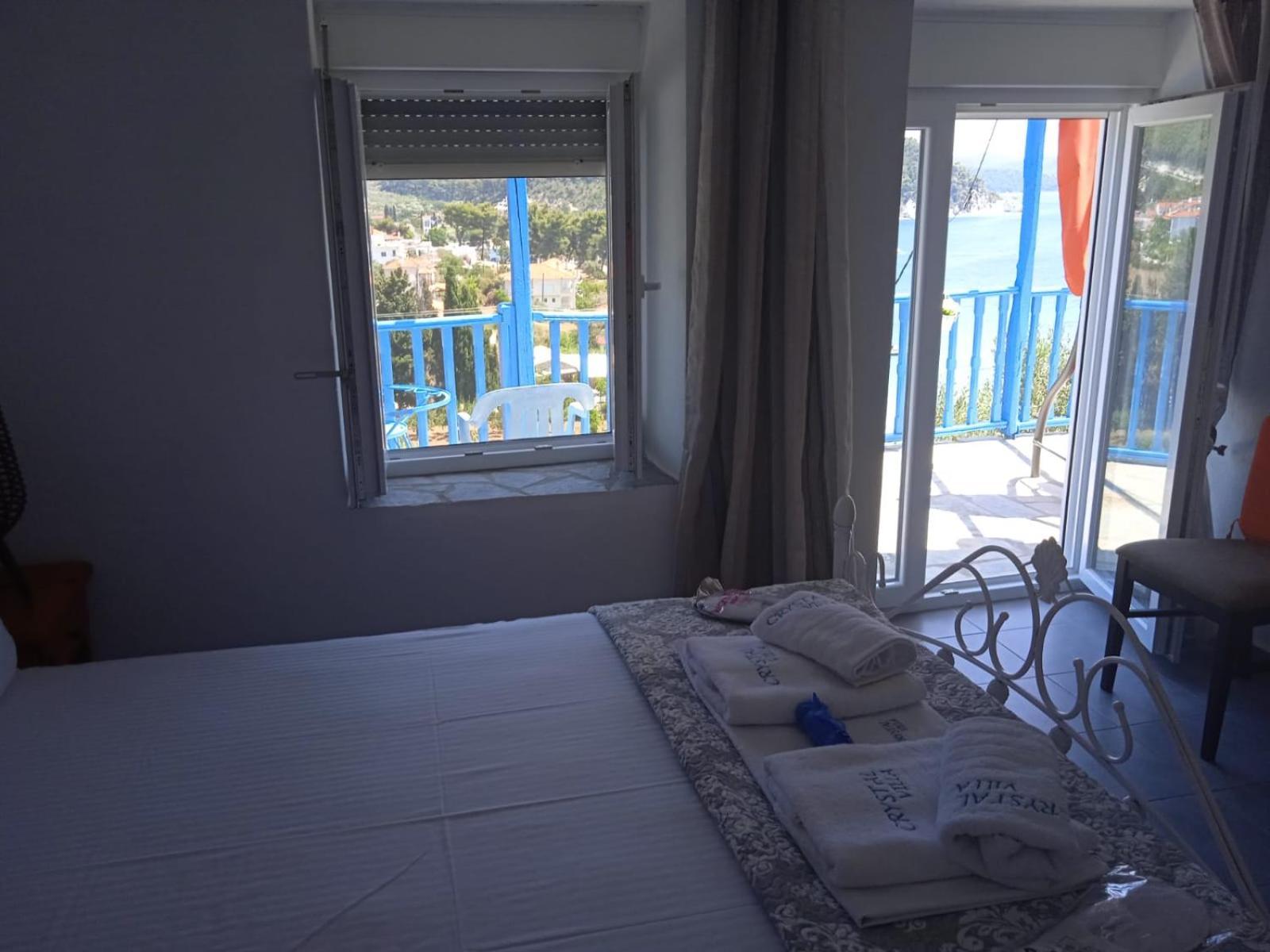 Villa Crystal